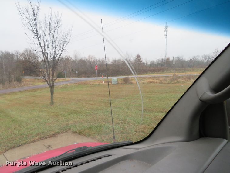 image for item DH1720 2005 Chevrolet Express 3500 van