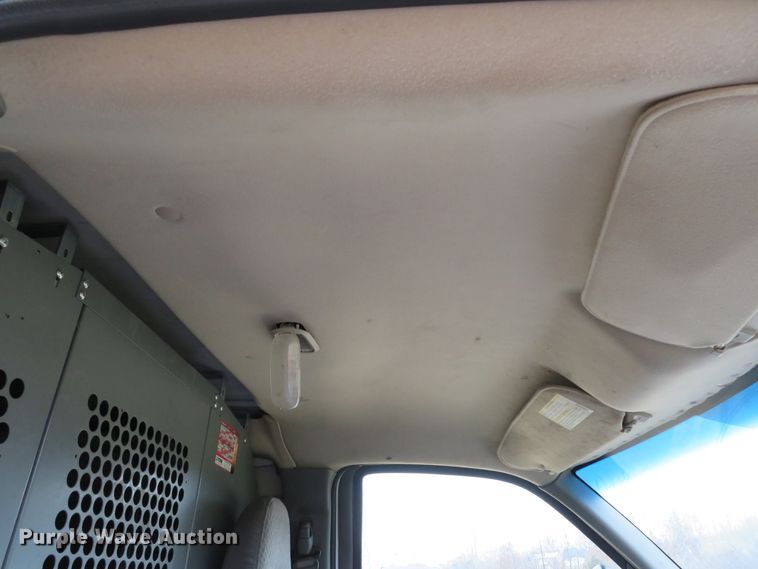 image for item DH1720 2005 Chevrolet Express 3500 van