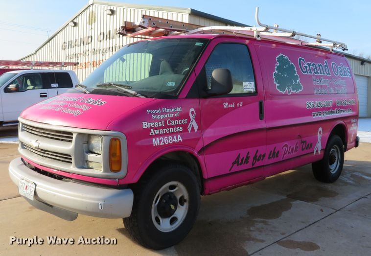 image for item DH1721 2001 Chevrolet Express 3500 van