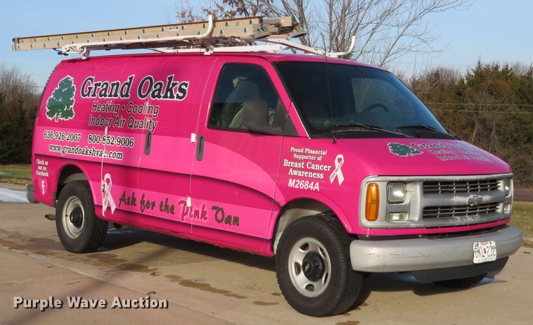 image for item DH1721 2001 Chevrolet Express 3500 van