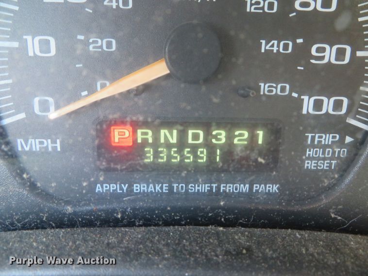 image for item DH1721 2001 Chevrolet Express 3500 van