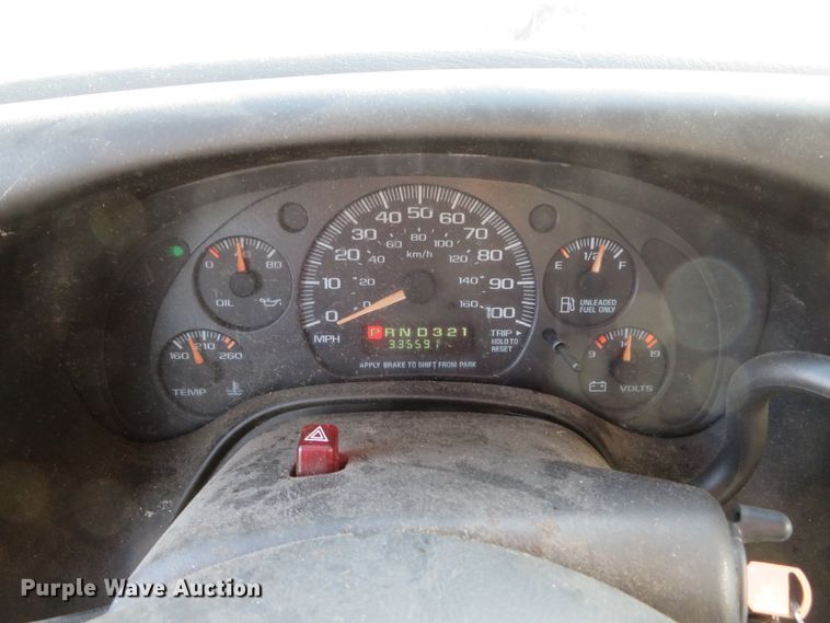 image for item DH1721 2001 Chevrolet Express 3500 van