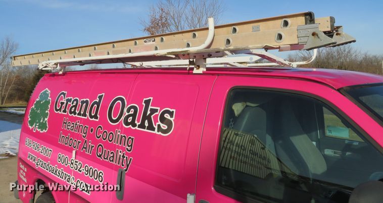 image for item DH1721 2001 Chevrolet Express 3500 van