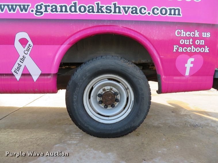 image for item DH1721 2001 Chevrolet Express 3500 van