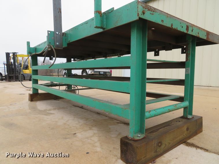 image for item DH1723 Steel work bench