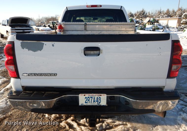 image for item DH4305 2006 Chevrolet Silverado 2500HD Crew Cab pickup truck