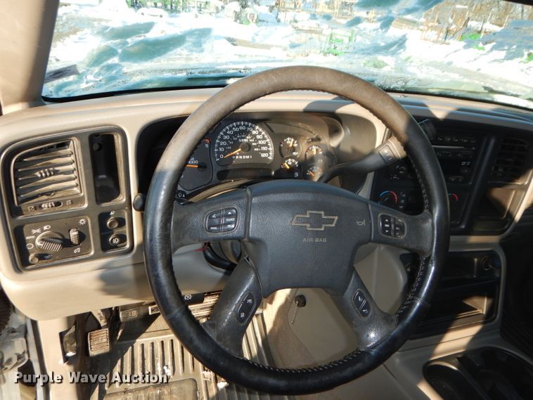 image for item DH4305 2006 Chevrolet Silverado 2500HD Crew Cab pickup truck