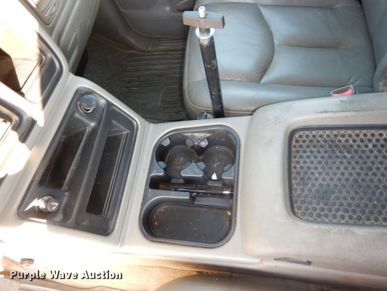 image for item DH4305 2006 Chevrolet Silverado 2500HD Crew Cab pickup truck