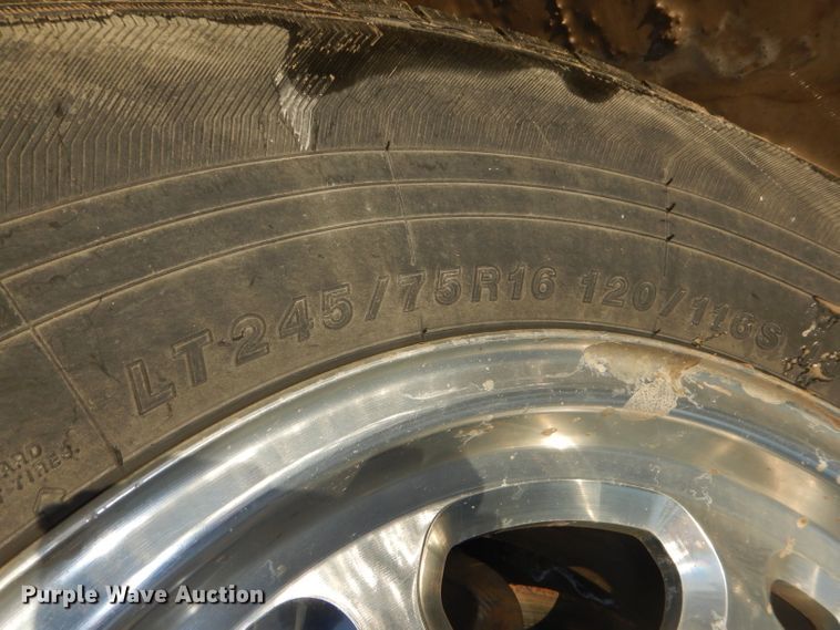 image for item DH4305 2006 Chevrolet Silverado 2500HD Crew Cab pickup truck