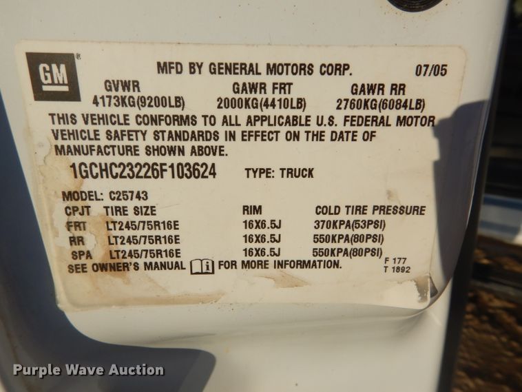 image for item DH4305 2006 Chevrolet Silverado 2500HD Crew Cab pickup truck