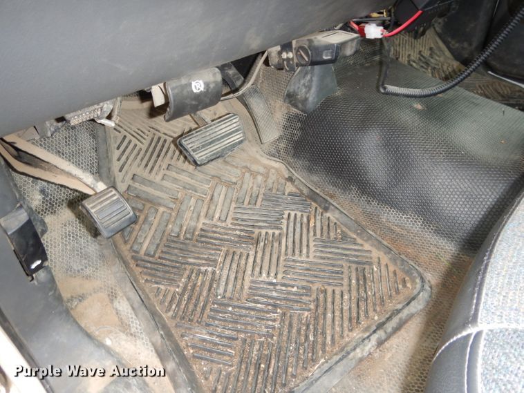 image for item DH4310 2006 Chevrolet Silverado 2500HD pickup truck