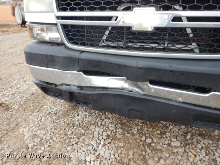 image for item DH4310 2006 Chevrolet Silverado 2500HD pickup truck
