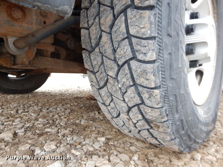 image for item DH4310 2006 Chevrolet Silverado 2500HD pickup truck