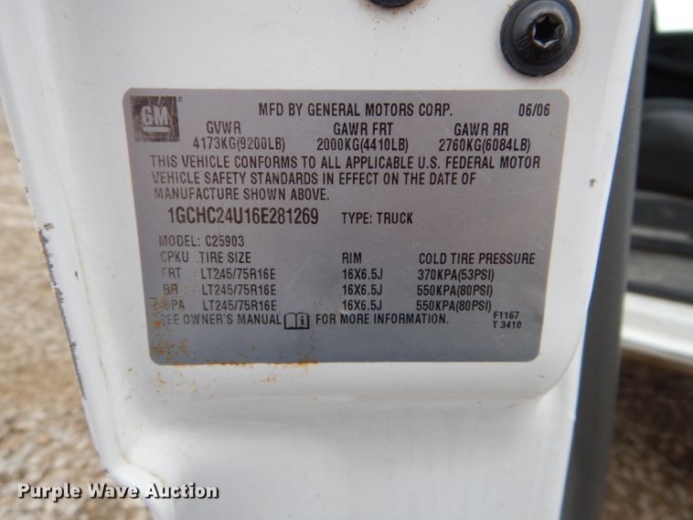 image for item DH4310 2006 Chevrolet Silverado 2500HD pickup truck