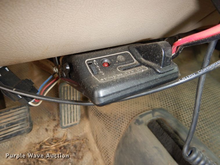 image for item DH4311 2004 Chevrolet Silverado 2500HD pickup truck