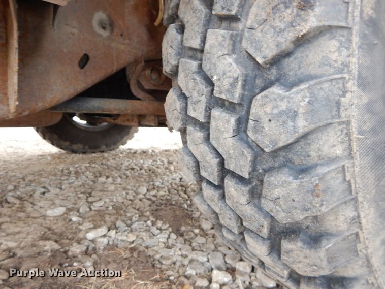 image for item DH4311 2004 Chevrolet Silverado 2500HD pickup truck