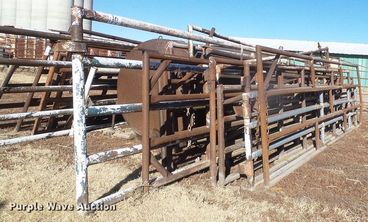 image for item DH4749 Approximately 13 pipe gates