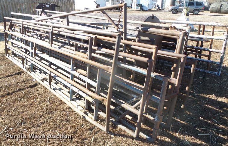 image for item DH4749 Approximately 13 pipe gates