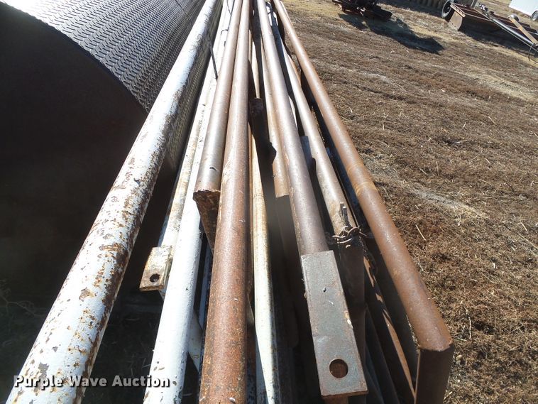 image for item DH4750 Approximately 10 pipe gates