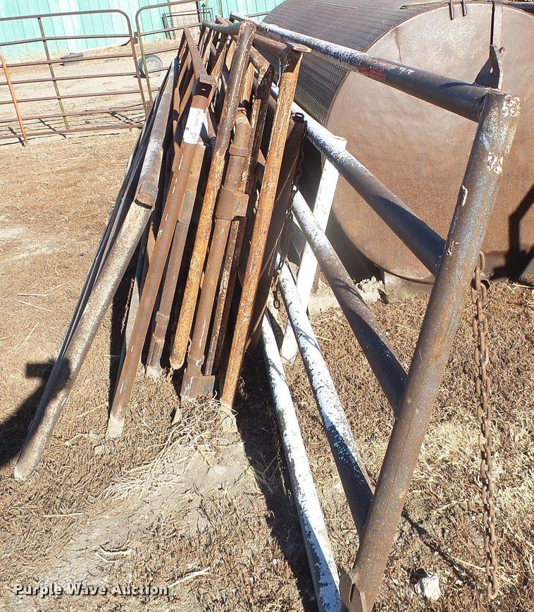 image for item DH4750 Approximately 10 pipe gates