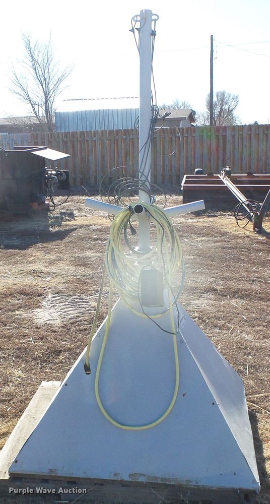 image for item DH4752 Four horse walker