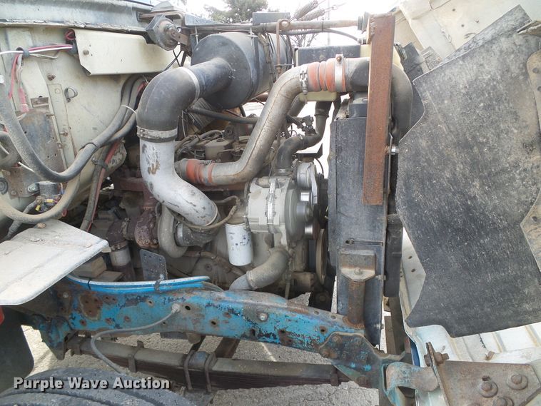 image for item DH4758 1971 Ford LN500 rollback truck