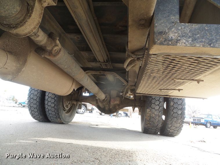 image for item DH4758 1971 Ford LN500 rollback truck