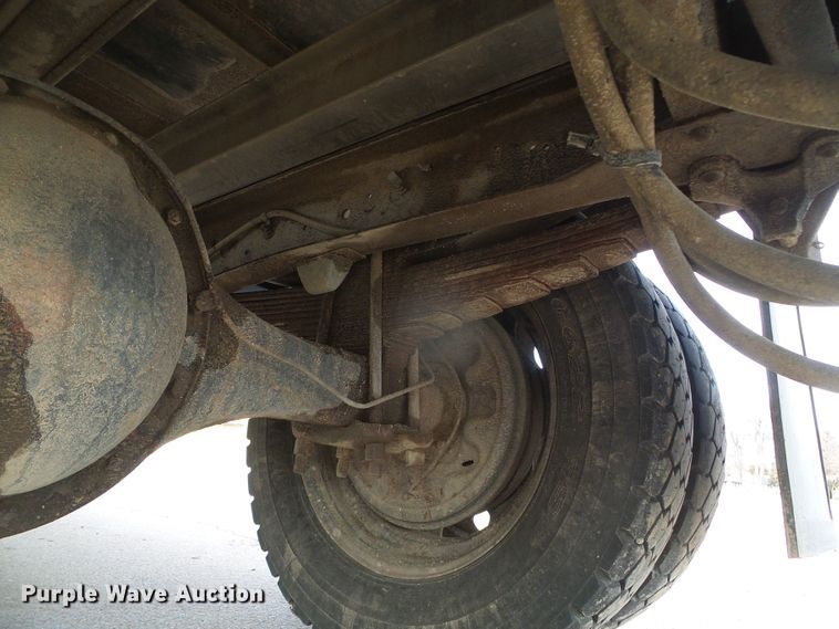 image for item DH4758 1971 Ford LN500 rollback truck