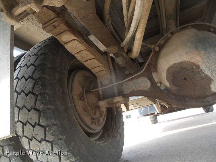 image for item DH4758 1971 Ford LN500 rollback truck