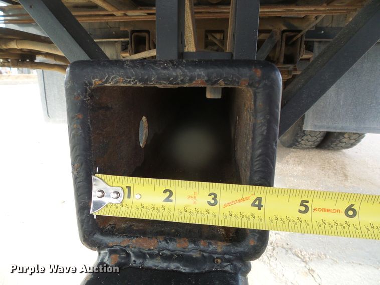 image for item DH4758 1971 Ford LN500 rollback truck