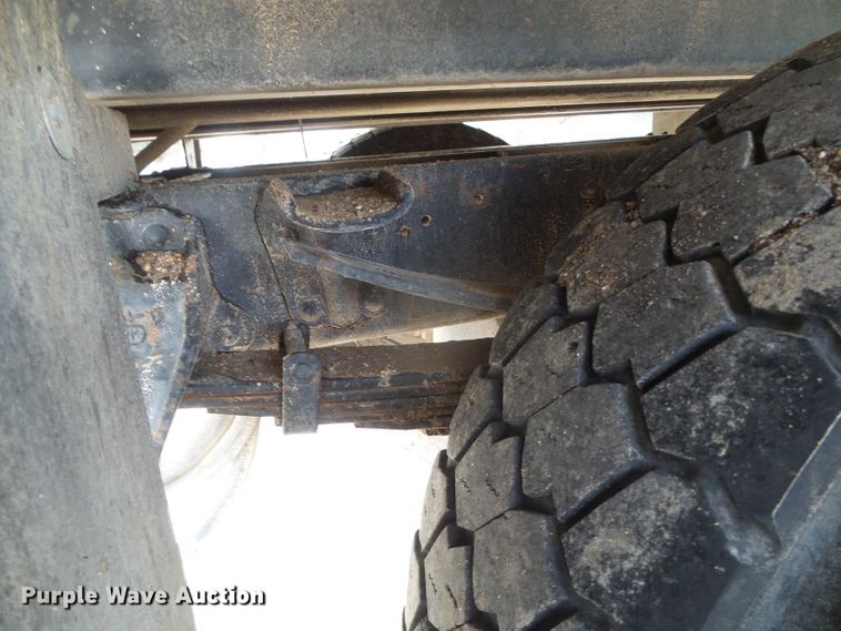 image for item DH4758 1971 Ford LN500 rollback truck