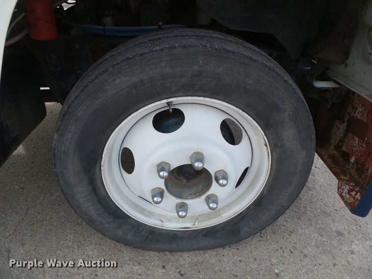 image for item DH4758 1971 Ford LN500 rollback truck