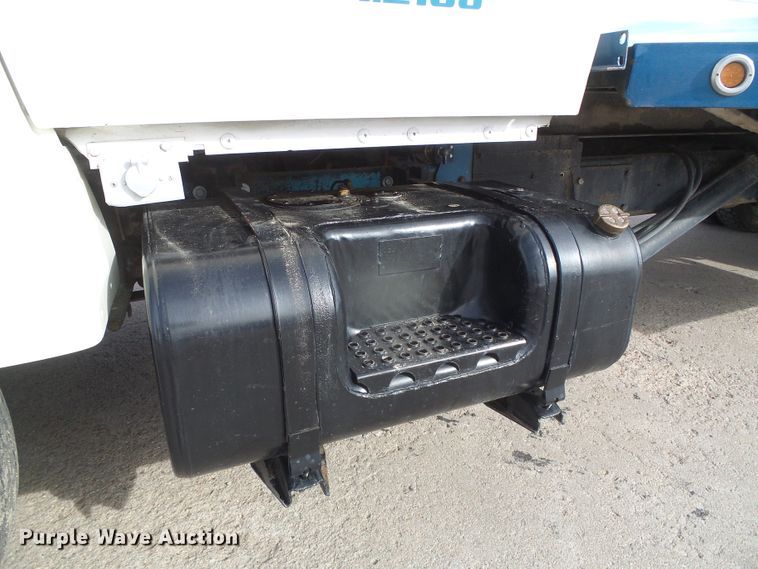 image for item DH4758 1971 Ford LN500 rollback truck