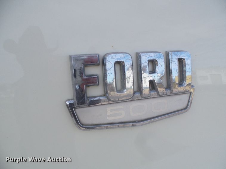 image for item DH4758 1971 Ford LN500 rollback truck