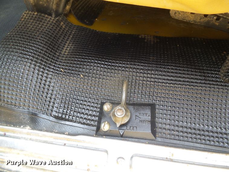 image for item DH4760 1972 Chevrolet Custom 20 flatbed pickup truck