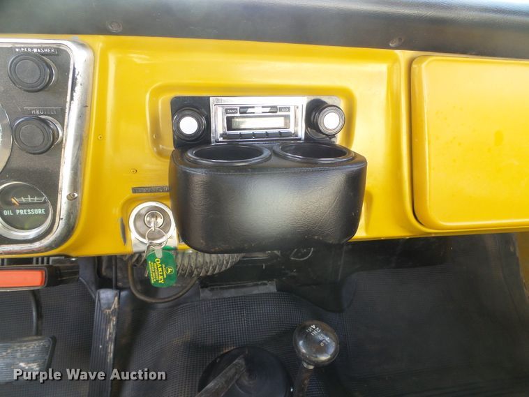 image for item DH4760 1972 Chevrolet Custom 20 flatbed pickup truck