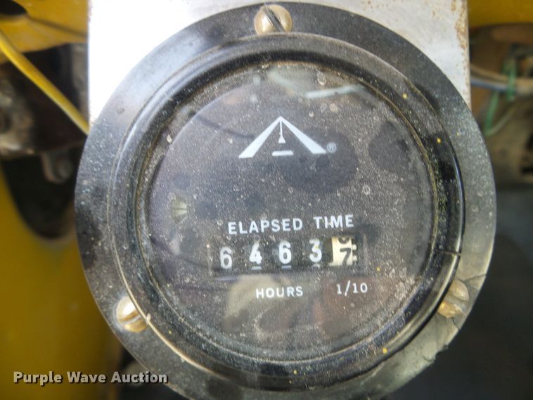 image for item DH4760 1972 Chevrolet Custom 20 flatbed pickup truck