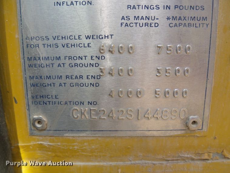 image for item DH4760 1972 Chevrolet Custom 20 flatbed pickup truck