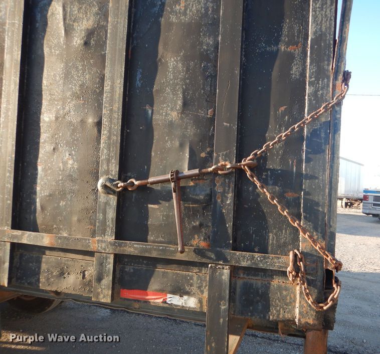 image for item DH6254 1986 Gooseneck 86-40X8-0 scrap trailer