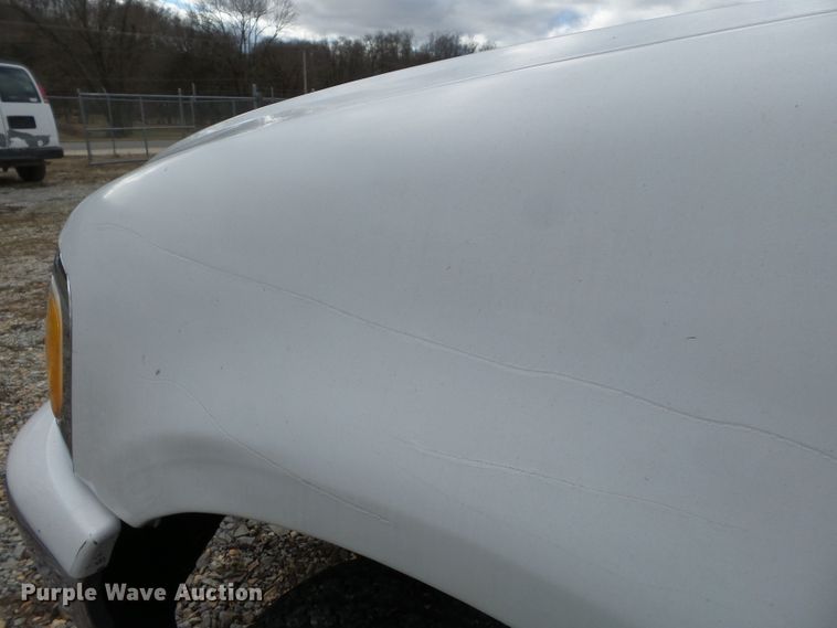 image for item DH7829 2000 Ford Expedition XLT SUV