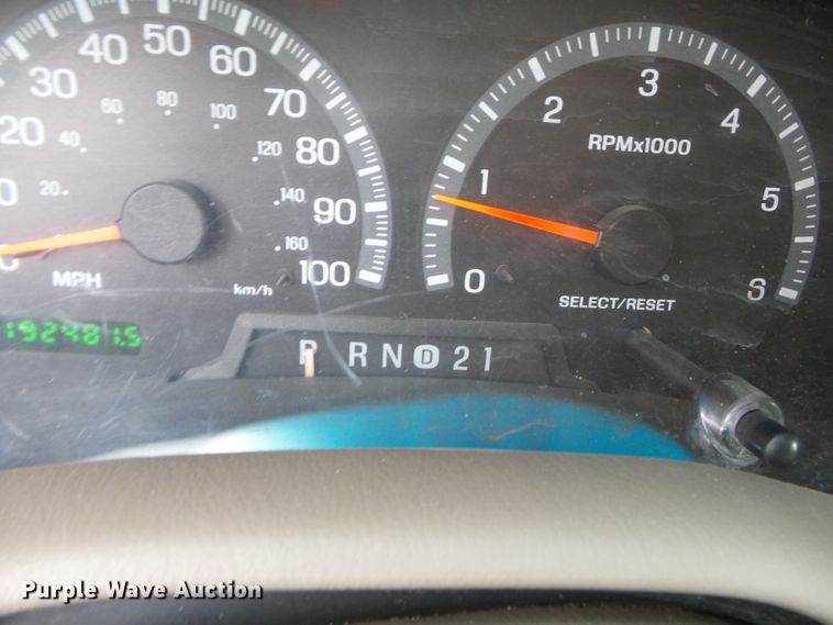 image for item DH7829 2000 Ford Expedition XLT SUV