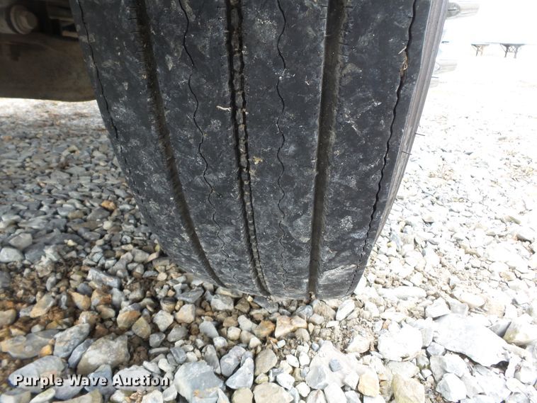 image for item DH7830 2006 Ford F650 Super Duty XLT truck cab and chassis