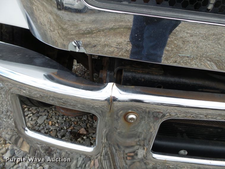 image for item DH7830 2006 Ford F650 Super Duty XLT truck cab and chassis