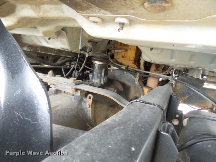 image for item DH7830 2006 Ford F650 Super Duty XLT truck cab and chassis