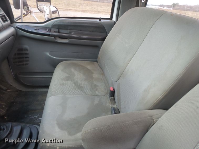 image for item DH7830 2006 Ford F650 Super Duty XLT truck cab and chassis