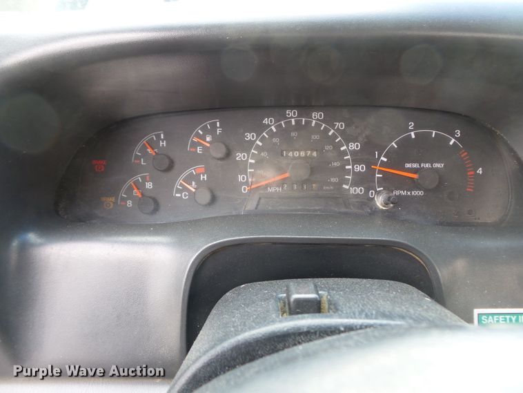 image for item DH7830 2006 Ford F650 Super Duty XLT truck cab and chassis