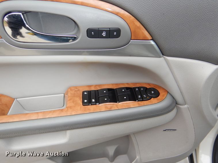 image for item DI2661 2009 Buick Enclave CXL SUV