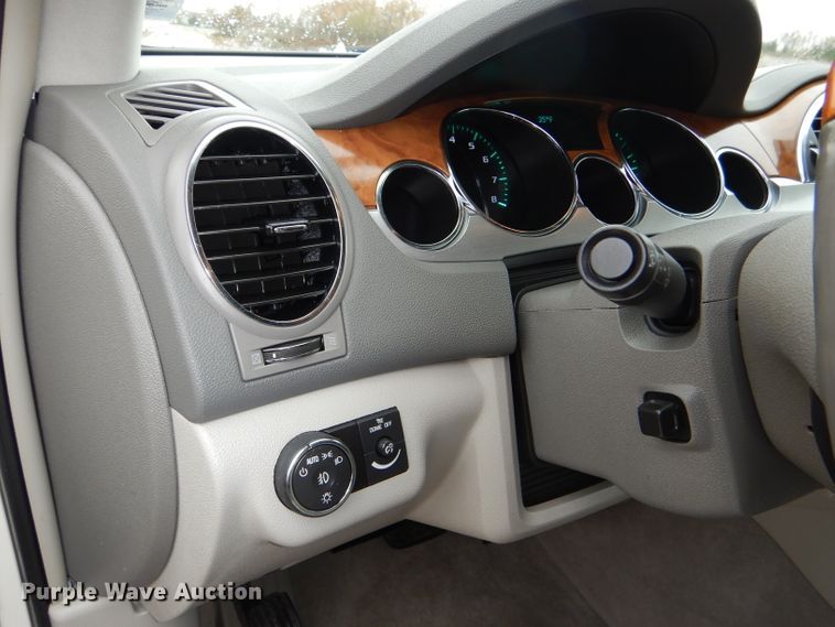 image for item DI2661 2009 Buick Enclave CXL SUV