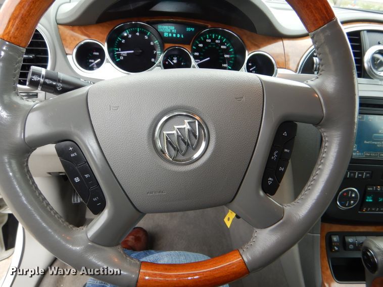 image for item DI2661 2009 Buick Enclave CXL SUV