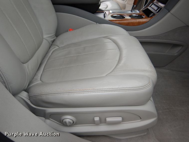 image for item DI2661 2009 Buick Enclave CXL SUV